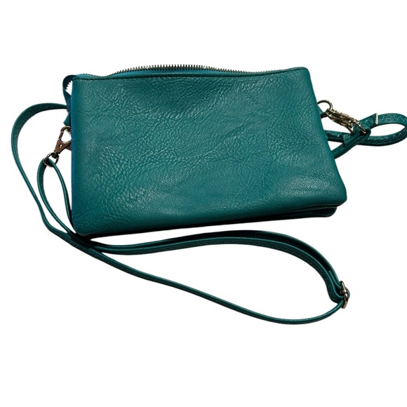 FOUR bag bundle!  Two NWT and one Teal and  one Pink Crossbody Bags - Picture 8 of 16